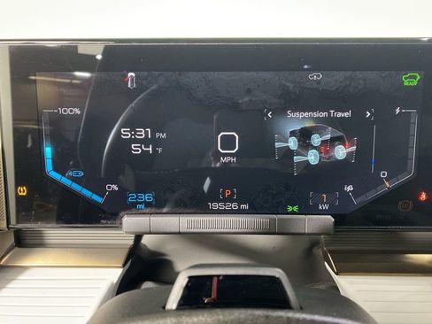 Used 2024 GMC Hummer EV 2X image 14