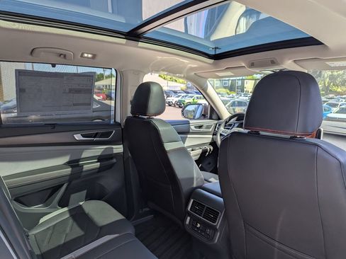 New 2026 Volkswagen Atlas Peak Edition AWD/4WD image 39