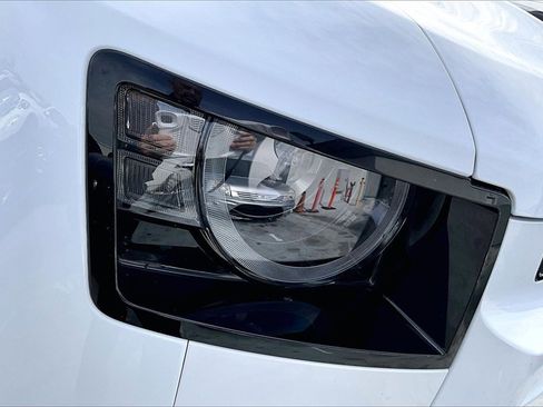 Certified 2024 Land Rover Defender 110 S image 30