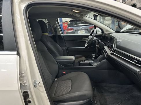 Certified 2023 Kia Sportage LX image 26