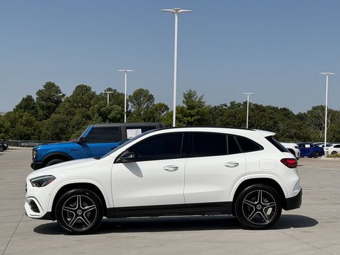 Used 2025 Mercedes-Benz GLA 250 4MATIC image 3