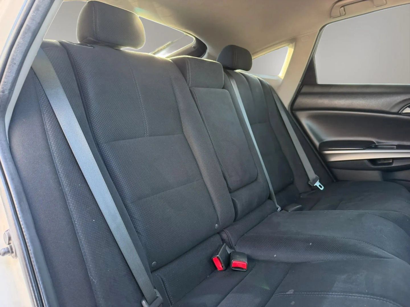 Used 2015 Honda Crosstour EX image 18