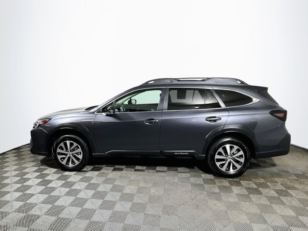 Certified 2025 Subaru Outback Premium w/ Popular Package #1A AWD/4WD image 4