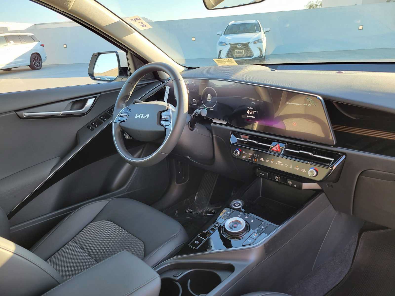 Used 2026 Kia Niro Wind FWD image 11