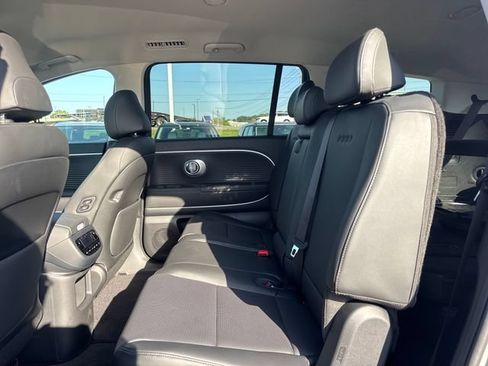 New 2026 Hyundai Ioniq 9 SEL AWD/4WD image 9
