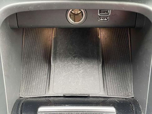 Used 2019 Volvo XC40 T5 Inscription image 20