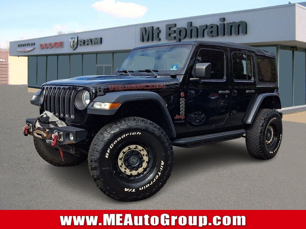 Used 2018 Jeep Wrangler Unlimited Rubicon w/ Cold Weather Group AWD/4WD image 1
