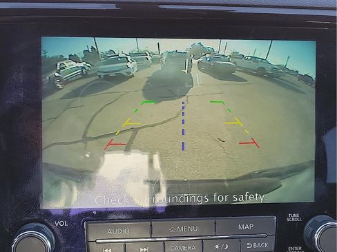 Used 2024 Nissan Frontier PRO-4X w/ Technology Package image 14