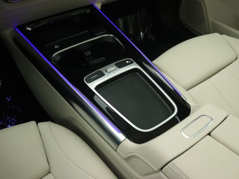 New 2026 Mercedes-Benz GLA 250 image 6