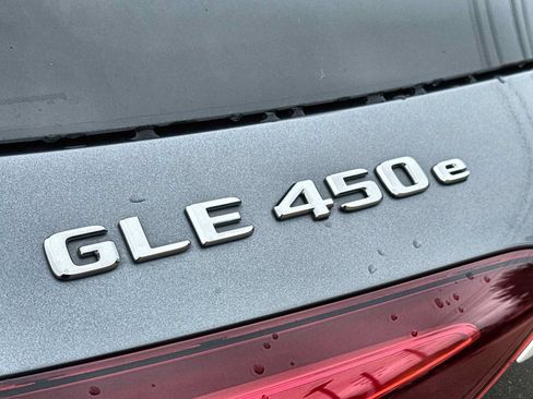 Used 2025 Mercedes-Benz GLE 450e 4MATIC image 16