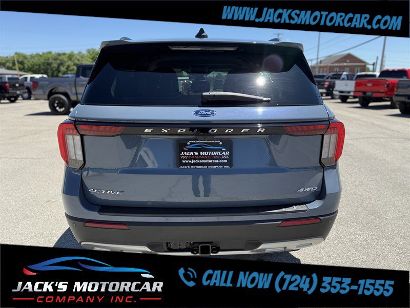 Used 2025 Ford Explorer Active w/ Active Comfort Package AWD/4WD image 15
