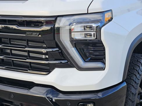 New 2026 Chevrolet Silverado 2500 LT w/ Trail Boss Package AWD/4WD image 11