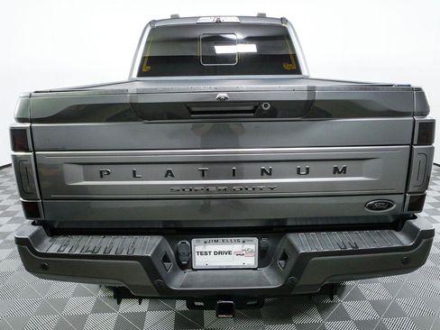 Used 2022 Ford F250 Platinum AWD/4WD image 27