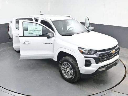New 2026 Chevrolet Colorado LT w/ Advanced Trailering Package AWD/4WD image 47