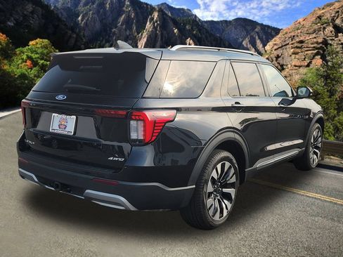 Used 2025 Ford Explorer Platinum w/ LUX Leather Package AWD/4WD image 3