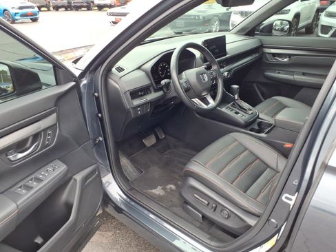 Used 2025 Honda CR-V Sport-L image 10
