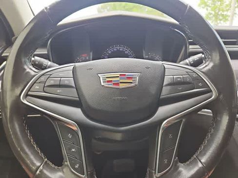 Used 2019 Cadillac XT5 Luxury AWD/4WD image 44