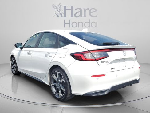 Used 2025 Honda Civic Sport Touring image 3