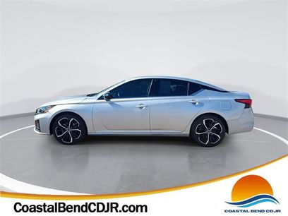 Used 2023 Nissan Altima 2.5 SR