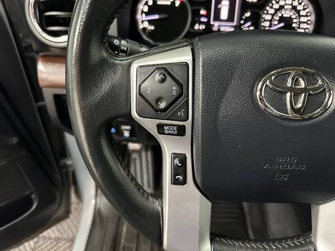 Used 2019 Toyota Tundra Limited w/ Limited Premium Package AWD/4WD image 16