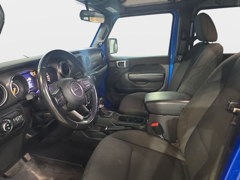 Used 2022 Jeep Gladiator Sport AWD/4WD image 13