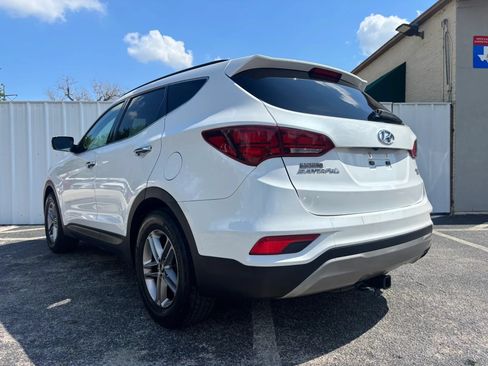 Used 2017 Hyundai Santa Fe Sport AWD/4WD image 3