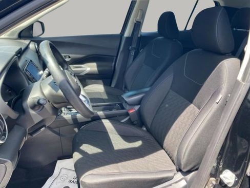 Used 2023 Nissan Kicks SV FWD image 11