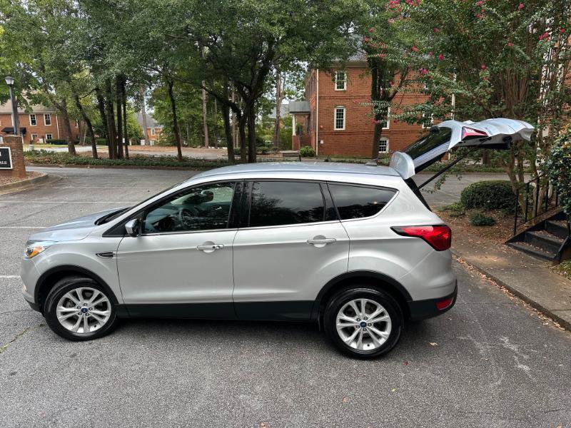Used 2019 Ford Escape SE FWD image 15