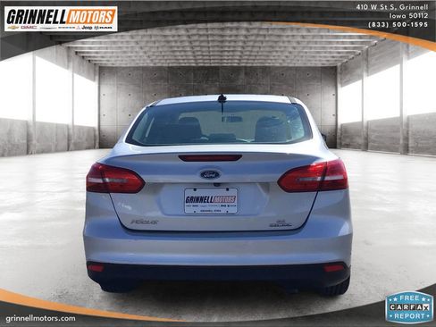 Used 2015 Ford Focus SE image 6