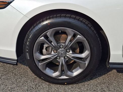 Used 2023 Honda Accord EX image 8