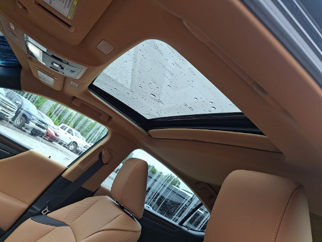Used 2025 Lexus ES 350 w/ Premium Package FWD image 20