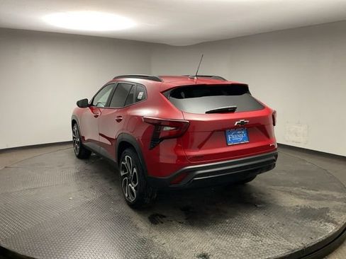 New 2026 Chevrolet Trax RS w/ Sunroof Package image 5