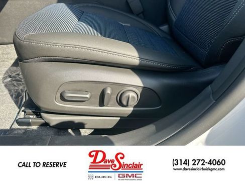 New 2026 Buick Envista Sport Touring w/ Convenience I Package FWD image 12