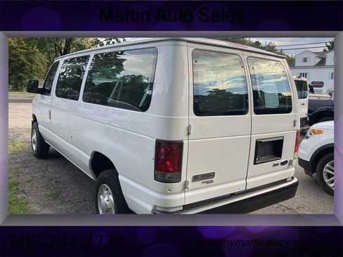Used 2011 Ford E-350 and Econoline 350 XL w/ PWR Windows & Locks Group RWD image 2