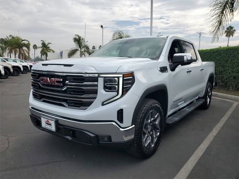 New 2026 GMC Sierra 1500 SLT w/ SLT Premium Package image 2