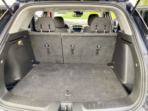 Used 2021 Chevrolet TrailBlazer LT w/ Convenience Package FWD image 11