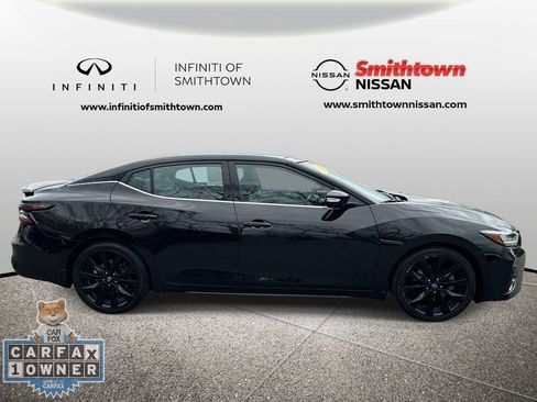 Used 2023 Nissan Maxima SR w/ Sport Mat Group FWD image 5