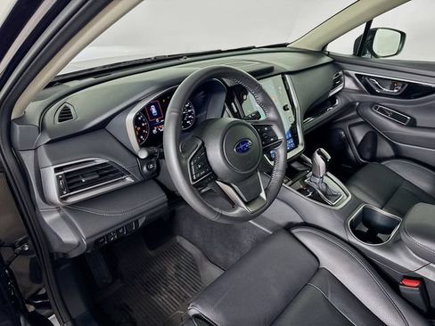 Used 2024 Subaru Outback Touring AWD/4WD image 13