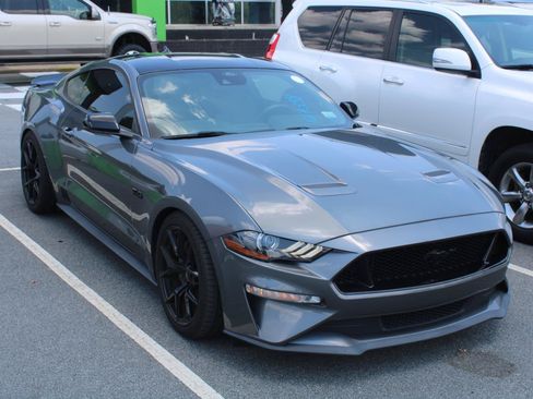 Used 2021 Ford Mustang GT Premium w/ Equipment Group 401A RWD image 3