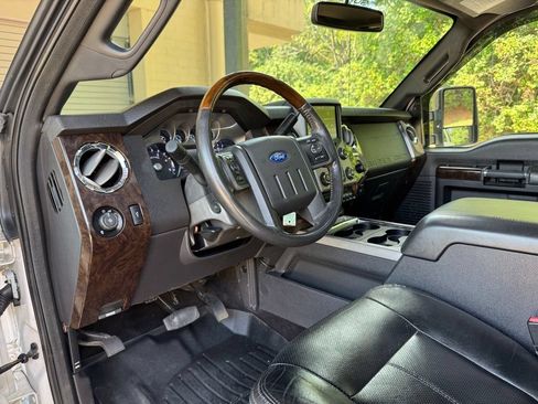 Used 2015 Ford F350 Platinum w/ Snow Plow Prep Package AWD/4WD image 13