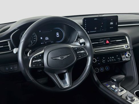 Used 2026 Genesis G70 2.5T RWD image 18