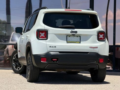 Used 2015 Jeep Renegade Trailhawk w/ Popular Equipment Group AWD/4WD image 8