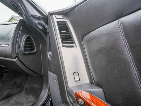 Used 2006 Cadillac XLR image 54