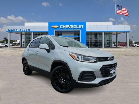 Used 2022 Chevrolet Trax LT w/ Sport Edition AWD/4WD image 1