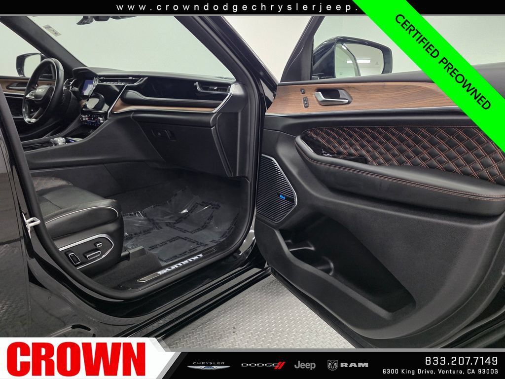 Certified 2023 Jeep Grand Cherokee Summit w/ Adv Protech Group IV AWD/4WD image 14