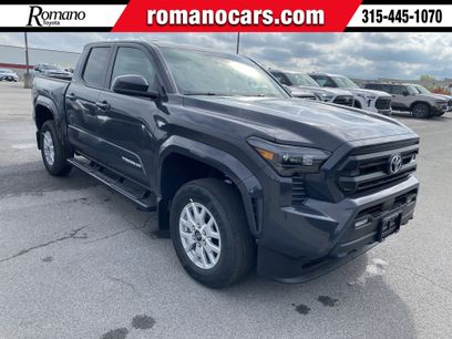 New 2025 Toyota Tacoma SR5