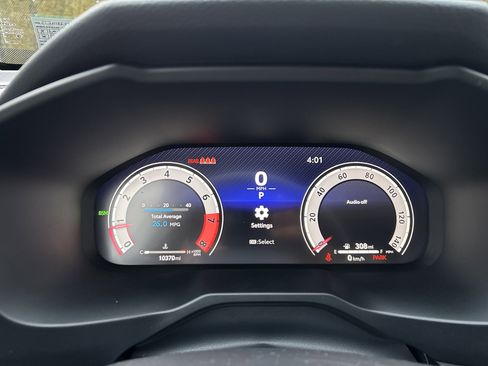 Used 2024 Toyota RAV4 Limited image 21