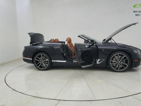 Used 2022 Bentley Continental GT AWD/4WD image 79