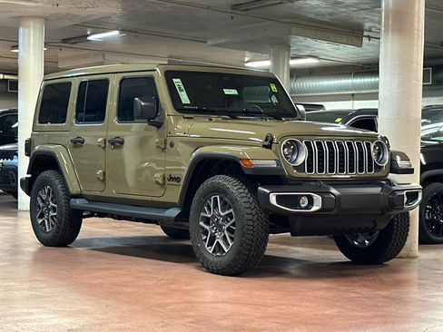 New 2026 Jeep Wrangler Unlimited Sahara AWD/4WD image 7