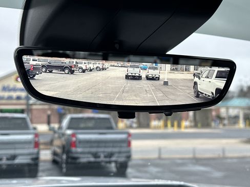 Used 2022 Chevrolet Silverado 1500 LTZ image 33